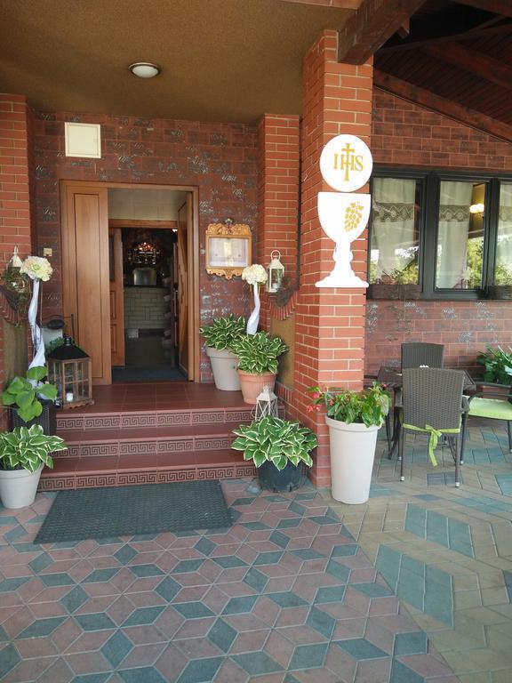 Hotel Rypsowka Nowy Sącz Εξωτερικό φωτογραφία