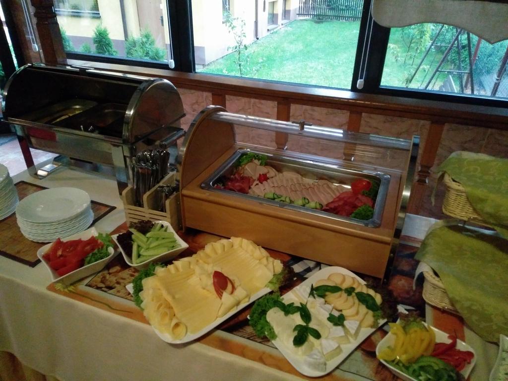 Hotel Rypsowka Nowy Sącz Εξωτερικό φωτογραφία