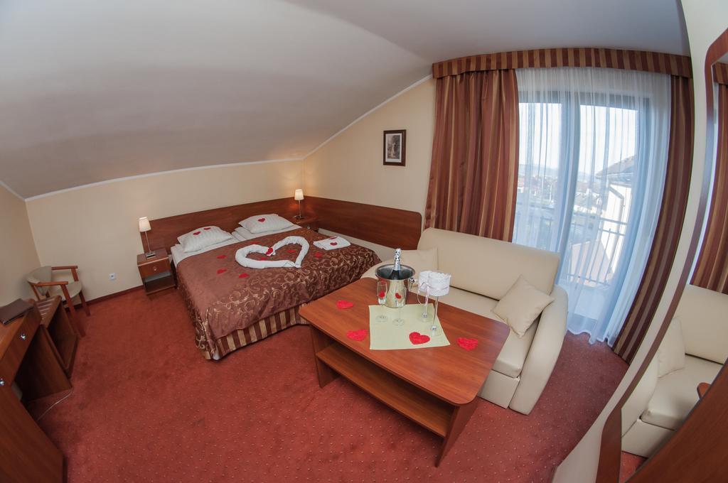 Hotel Rypsowka Nowy Sącz Εξωτερικό φωτογραφία