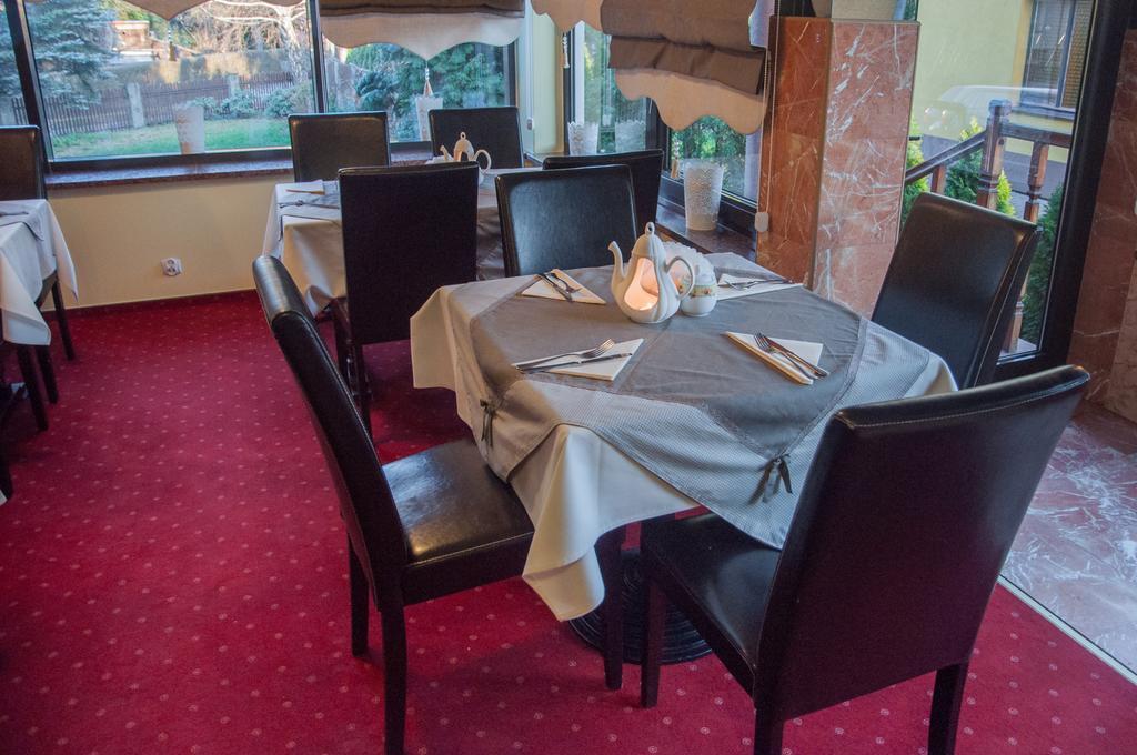 Hotel Rypsowka Nowy Sącz Εξωτερικό φωτογραφία