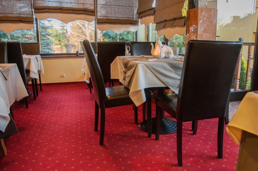 Hotel Rypsowka Nowy Sącz Εξωτερικό φωτογραφία